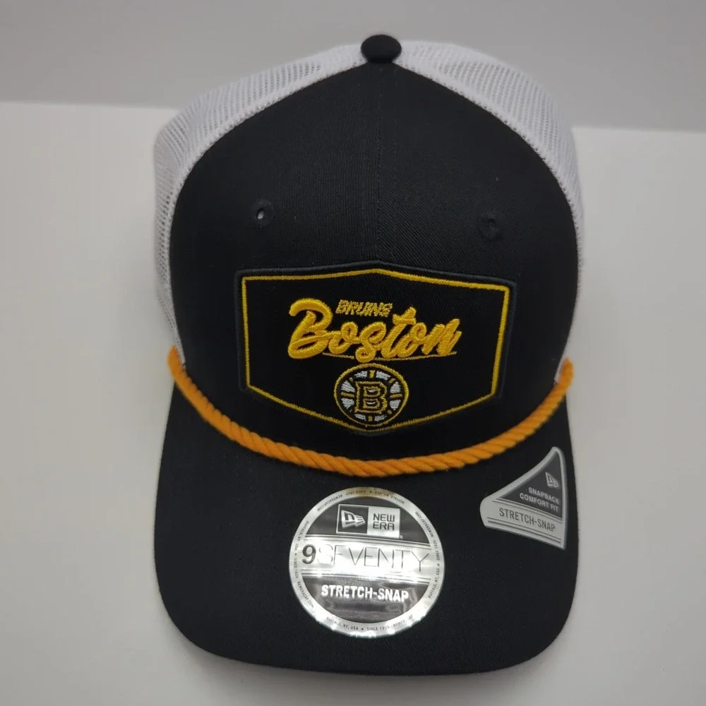 New Era 9SEVENTY Boston Bruins Hat Mens Black White Stretch Snap Trucker Cap NHL
